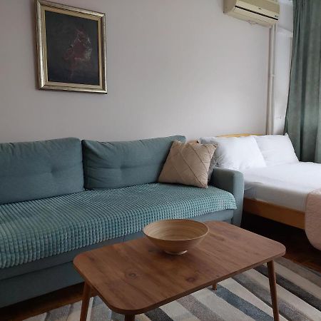 Green apartment Belgrado Buitenkant foto