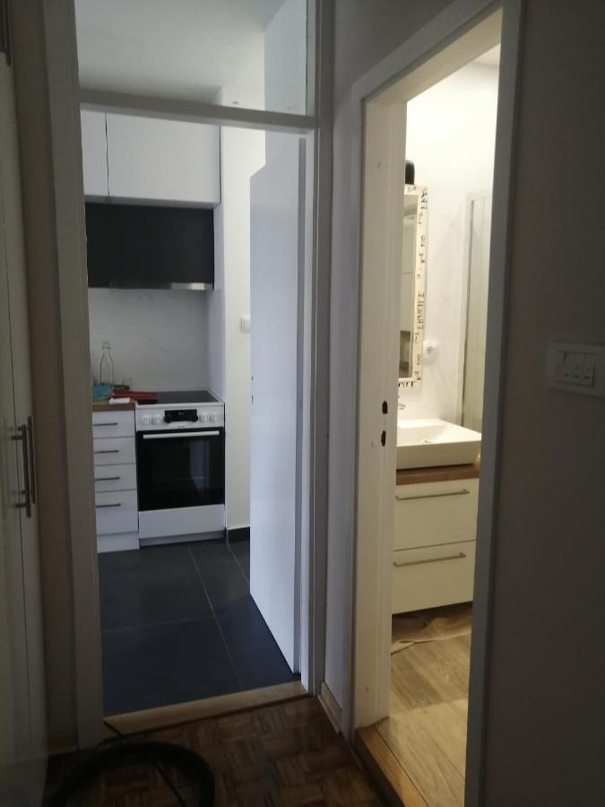 Green apartment Belgrado Buitenkant foto