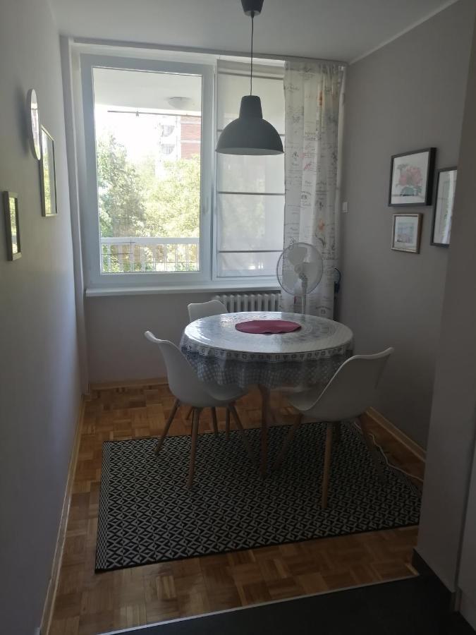 Green apartment Belgrado Buitenkant foto